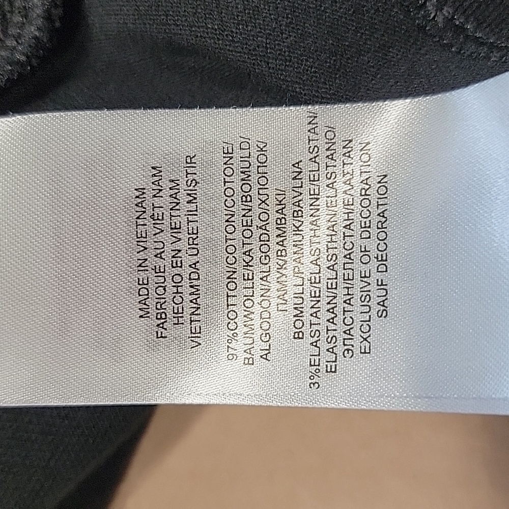 Lauren Ralph Lauren Size M Black 3/4 Sleeve Polo Shirt, Gently Used Condition - Picture 12 of 12